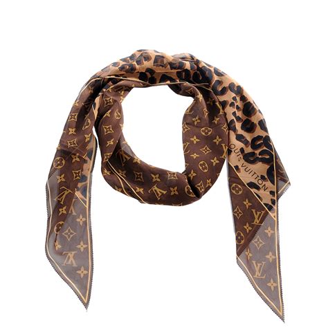 louis vuitton leopard scarf replica|louis vuitton paris scarf.